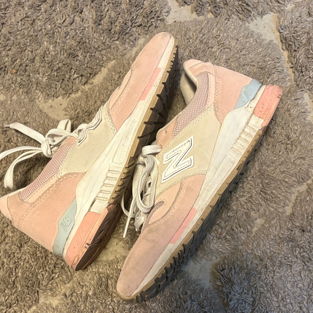 New Balance Limited Edition Women's Pink and Off White 840 Sneakers